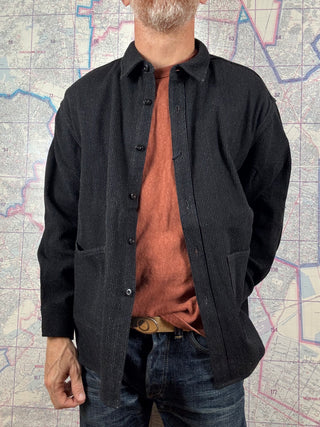 Sashiko Sobre Camisa Negra Japan Blue Jeans