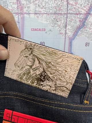Año del Caballo Weird Guy Naked and Famous 12.5 oz