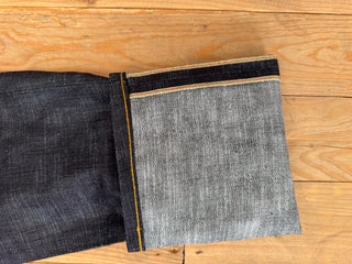 Año del Caballo Weird Guy Naked and Famous 12.5 oz