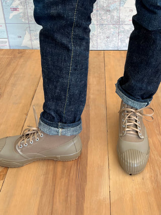 All Weather RF Brown Moonstar