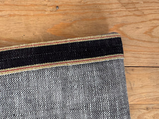 Año del Caballo Weird Guy Naked and Famous 12.5 oz