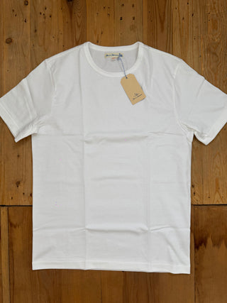 2M15.01 Camiseta Blanca Merz b. Schwanen
