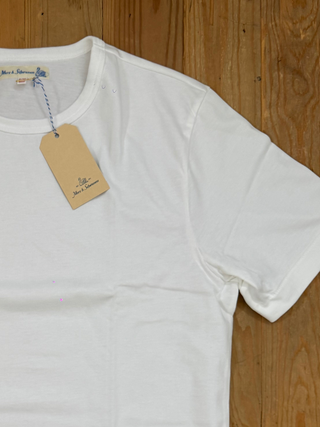 2M15.01 Camiseta Blanca Merz b. Schwanen