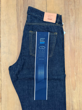 J504 Japan Blue Jeans Loose Selvedge 12.5
