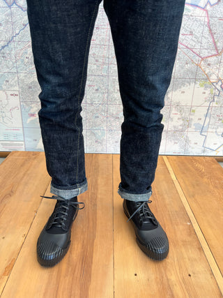 All Weather low Black Moonstar