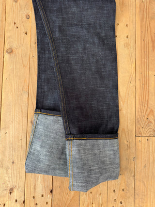 Año del Caballo Weird Guy Naked and Famous 12.5 oz