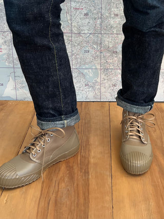 All Weather RF Brown Moonstar