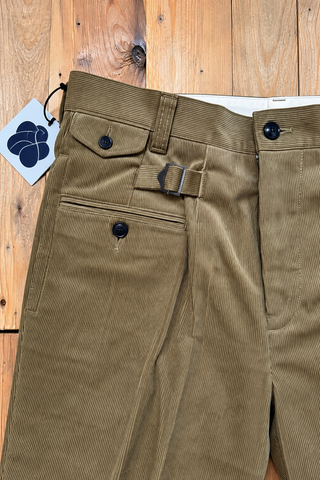 Pantalones de pana beige Momotaro