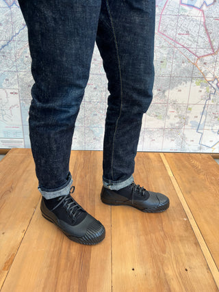 All Weather low Black Moonstar