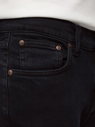 Lean Dean Black Skies